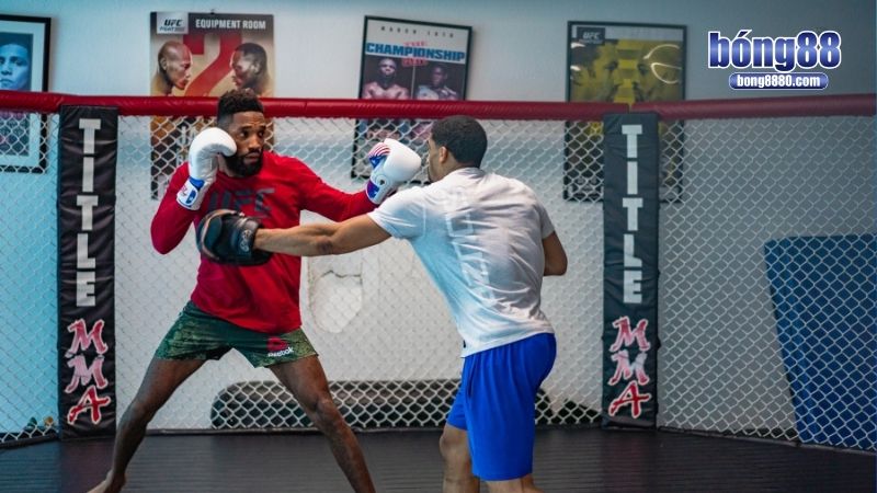 “Thần chú” mỗi khi chơi cá độ MMA