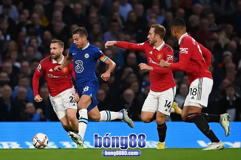 Đội tuyển Manchester Utd và Chelsea được đánh giá phong độ ngang nhau